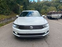 Gebraucht VW Passat Highline 179 PS (131 kW) 2015 Weiß Kombi