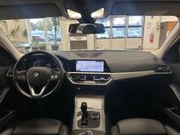 Gebraucht BMW 318 Performance 150 PS (110 kW) 2022 Schwarz Limousine