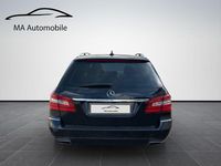 Gebraucht Mercedes E350 265 PS (194 kW) 2012 Schwarz Kombi