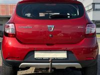 Gebraucht Dacia Sandero Stepway 90 PS (66 kW) 2014 Rot Limousine