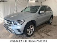 Gebraucht Mercedes GLC300e 306 PS (225 kW) 2021 Hightech silber (metallic) SUV