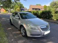 Gebraucht Opel Insignia Edition 116 PS (85 kW) 2010 Braun Kombi