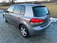 Gebraucht VW Golf VI Team 105 PS (77 kW) 2010 Grau Kleinwagen