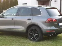 Gebraucht VW Touareg 239 PS (175 kW) 2010 Grau SUV