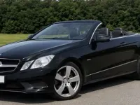 Gebraucht Mercedes E250 Avantgarde 204 PS (150 kW) 2012 Schwarz Cabrio