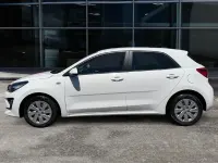 Gebraucht Kia Rio Edition 7 84 PS (61 kW) 2023 Weiß Limousine