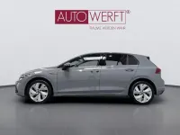 Gebraucht VW Golf VIII Style 131 PS (96 kW) 2024 Grau Limousine