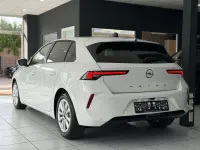 Gebraucht Opel Astra 131 PS (96 kW) 2023 Weiß Kleinwagen