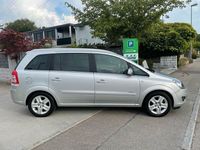 Gebraucht Opel Zafira 140 PS (102 kW) 2010 Silber Van / Kleinbus
