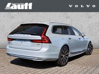 Second-hand Volvo V90 Plus 197 CP (144 kW) 2024 Gri Break