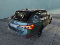 Gebraucht Skoda Superb Style 190 PS (139 kW) 2019 Grün Kombi