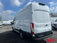 Gebraucht Ford Transit Trend 131 PS (96 kW) 2023 Frostweiß Van / Kleinbus