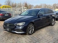 Gebraucht Mercedes E220 194 PS (142 kW) 2020 Blau Kombi