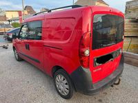 Second-hand Opel Combo 105 CP (77 kW) 2012 Roșu Monovolum