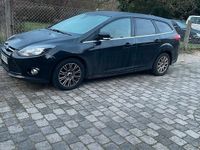 Gebraucht Ford Focus 115 PS (84 kW) 2014 Schwarz Limousine