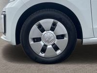 Gebraucht VW e-up! Move 61 kW (83 PS) 2021 Weiss Kleinwagen