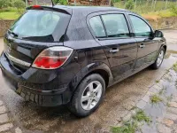 Gebraucht Opel Astra 110 PS (80 kW) 2009 Schwarz Kleinwagen