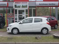 Gebraucht Mitsubishi Space Star Basis 71 PS (52 kW) 2024 Islandweiß Kleinwagen