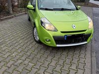 Gebraucht Renault Clio II Expression 75 PS (55 kW) 2009 Grün Kleinwagen