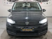 Gebraucht VW Touran Highline 150 PS (110 kW) 2023 Grau Van / Kleinbus