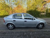 Second-hand Opel Astra 75 CP (55 kW) 1998 Berlinǎ