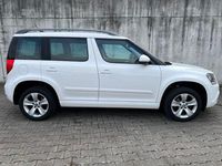 Gebraucht Skoda Yeti Ambition 105 PS (77 kW) 2015 Weiß SUV