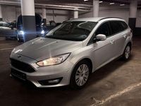 Gebraucht Ford Focus 120 PS (88 kW) 2018 Silber Kombi