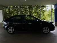 Gebraucht Ford Focus 80 PS (58 kW) 2007 Schwarz Kleinwagen