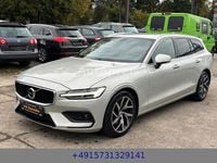 Gebraucht Volvo V60 190 PS (139 kW) 2019 Grau Kombi