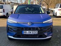 Gebraucht VW T-Roc Life 150 PS (110 kW) 2025 Celestial blue metallic SUV