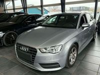 Gebraucht Audi A3 Attraction 110 PS (80 kW) 2014 Silber Limousine