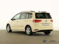 Neu VW Touran Trendline 150 PS (110 kW) 2025 Beige Van / Kleinbus
