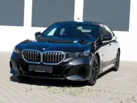 Gebraucht BMW 520 M Sport 197 PS (144 kW) 2024 Grau Limousine