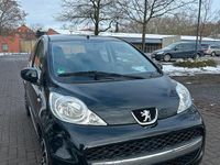 Gebraucht Peugeot 107 68 PS (50 kW) 2009 Schwarz Kleinwagen