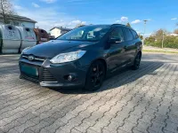 Gebraucht Ford Focus Trend 116 PS (85 kW) 2011 Blau Kombi