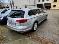 gebraucht VW Passat Variant 2.0 TDI SCR DSG BlueMotion Co...