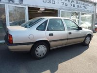 Gebraucht Opel Vectra 116 PS (85 kW) 1990 Silber metallic Limousine