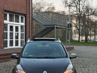 Gebraucht Renault Clio II 106 PS (77 kW) 2011 Schwarz Limousine
