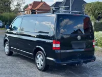 Second-hand VW Transporter 131 CP (96 kW) 2006 Negru Van
