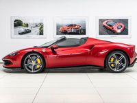 Second-hand Ferrari 296 829 CP (609 kW) 2024 Roșu Cabrio