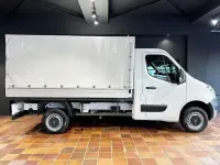 Second-hand Renault Master 131 CP (96 kW) 2018 Alb Van
