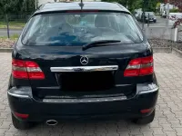 Gebraucht Mercedes B200 136 PS (100 kW) 2008 Schwarz Van / Kleinbus