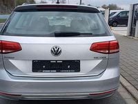 Gebraucht VW Passat Trendline 125 PS (91 kW) 2015 Reflexsilber metallic Kombi
