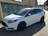 Usado Ford Focus ST 250 CV (183 kW) 2013 Blanco Familiar