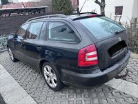 Gebraucht Skoda Octavia Ambiente 160 PS (117 kW) 2008 Schwarz Kombi
