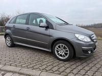 Gebraucht Mercedes B200 193 PS (141 kW) 2008 Grau Van / Kleinbus