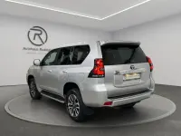 Gebraucht Toyota Land Cruiser Executive 204 PS (150 kW) 2024 Platinsilber metallic SUV