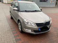 gebraucht Skoda Fabia Kombi (Euro 5 - 86ps 4 Zylinder)