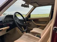 Gebraucht Mercedes 280 185 PS (136 kW) 1983 Rot Limousine