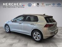 Gebraucht VW Golf VIII Life 131 PS (96 kW) 2023 Silber Limousine